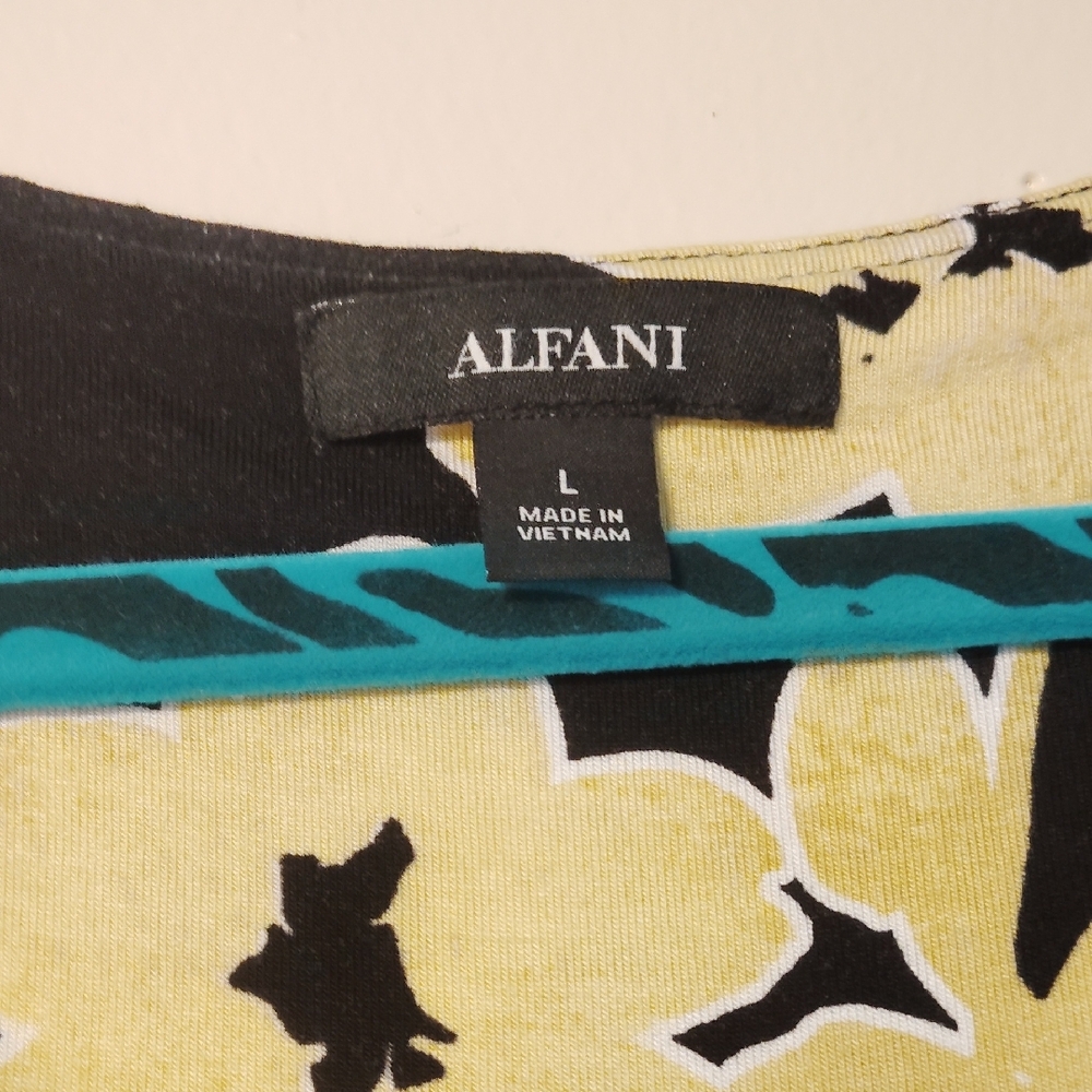 Alfani Yellow and White Floral Short Sleeve Tee - Picture 2 of 6
